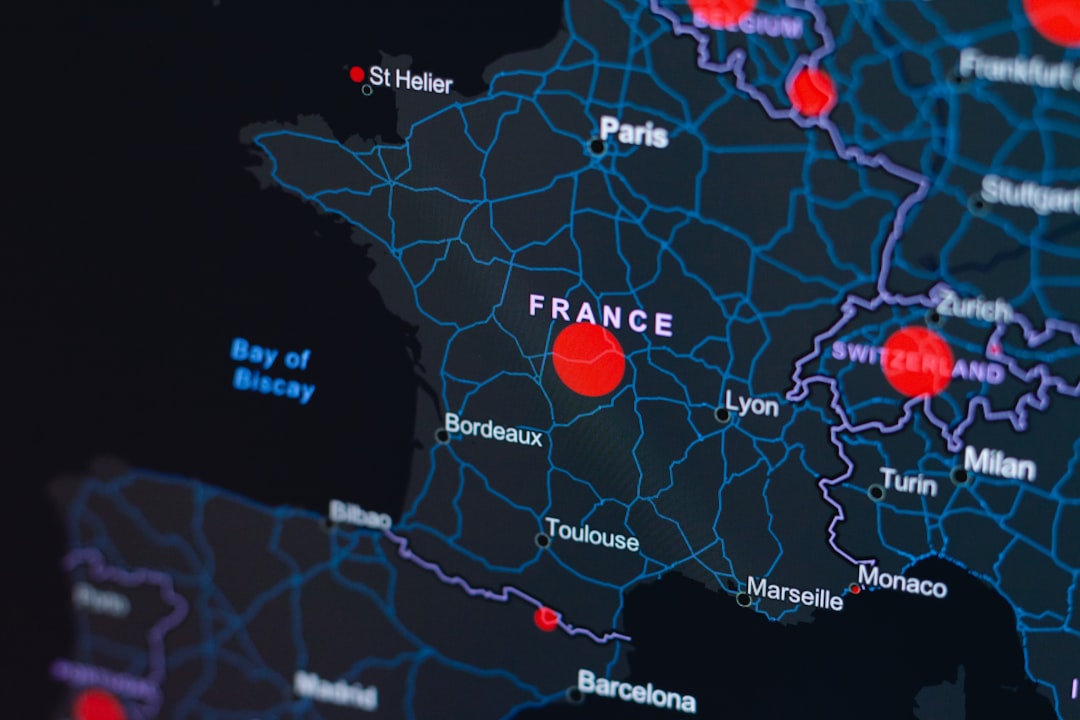 Signaler une arnaque en ligne en France : guide complet 2026